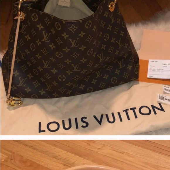 SCAMMER!!! Seller just scammed me out of 650.00!!! - Picture 5 of 7